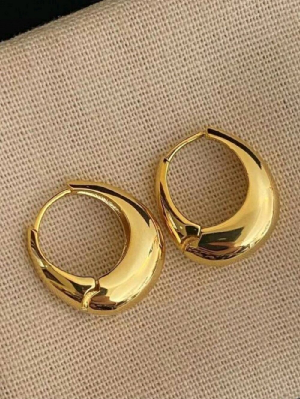 Anthropologie French Minimalist Huggie Hoop Trendy Thick Gold Earrings